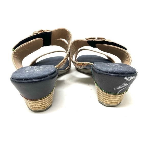 L’Artiste by Spring Step Classical Sandals in Black Multi - Picture 5 of 10